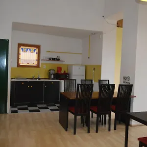 Hostel 66, Szegedin